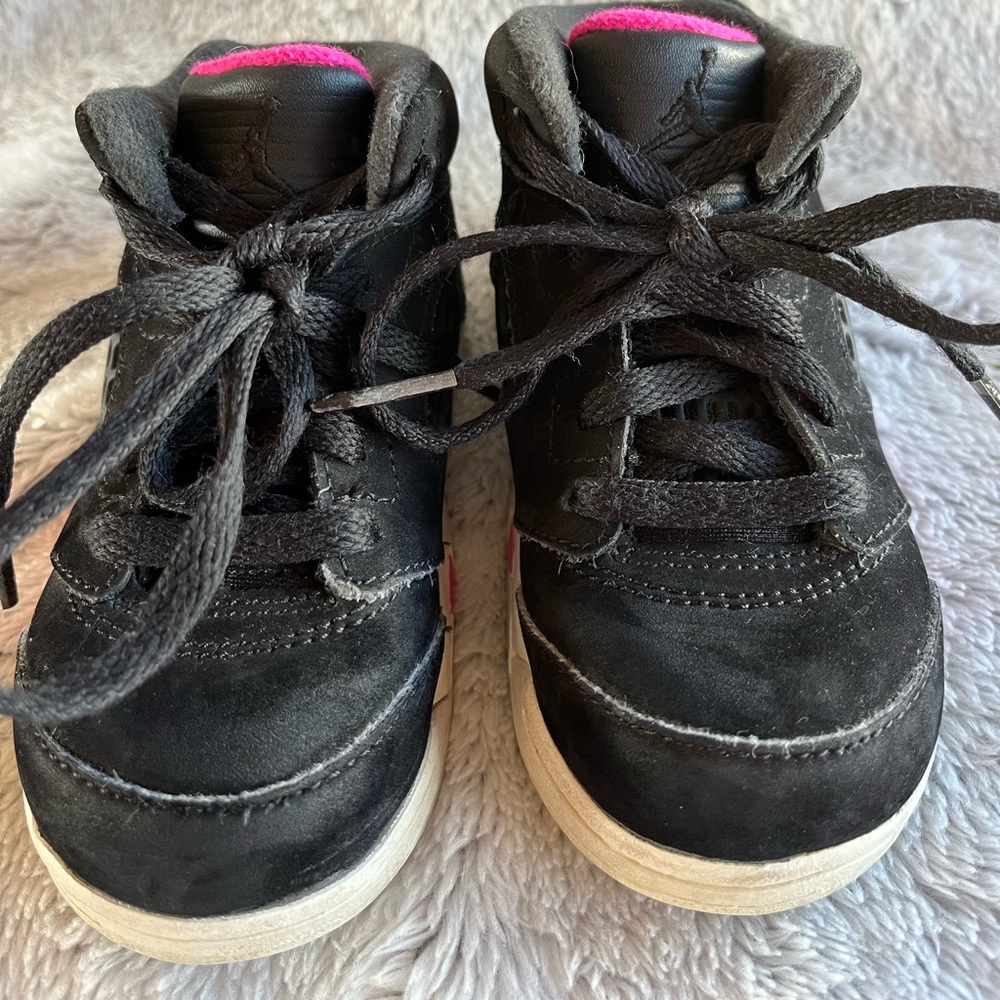 Jordan 5 Retro ‘Black Deadly Pink’ Infants Sz 7C - Picture 2 of 8